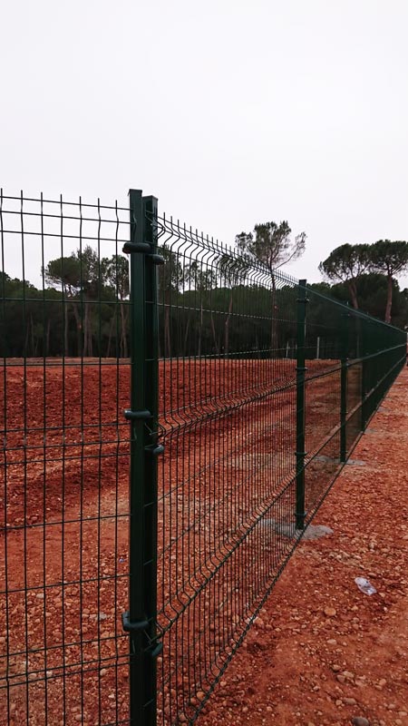 Vallado perimetral vivero de plantas en Villanueva de la Jara | Cerralba Cerramientos Albacete