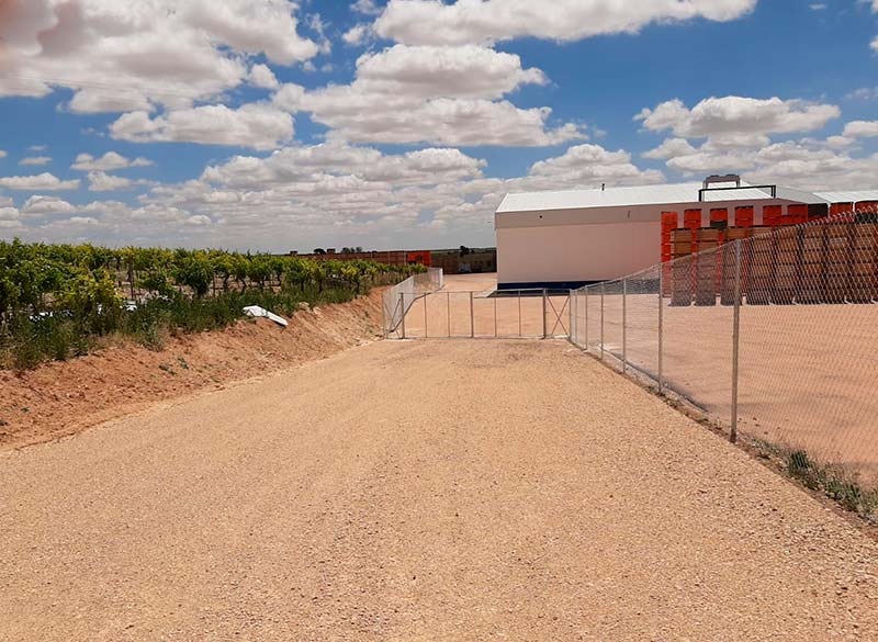 Vallado perimetral de Malla simple torsión en Bodega de vino